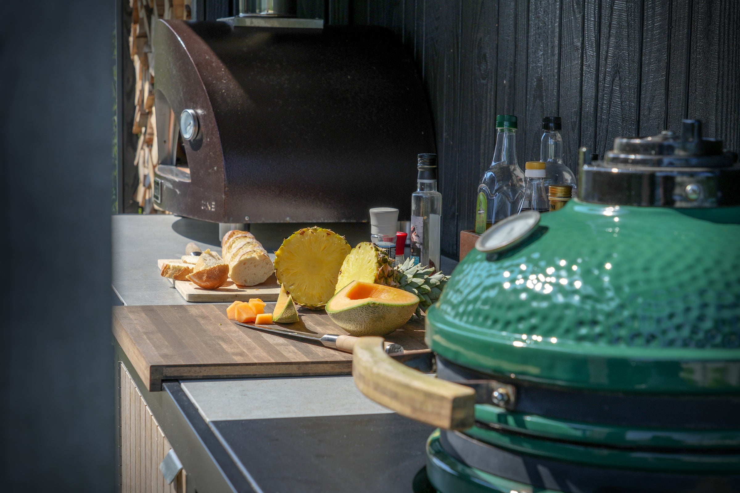 Roostr_Buitenkeuken_Kamado_GreenEgg